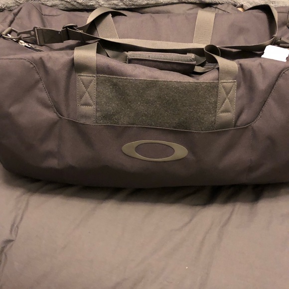 Oakley Other - Oakley duffle bag